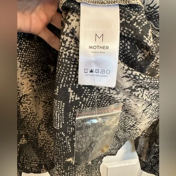 MOTHER The Thin Veil Button Up Shirt Size Medium - Picture 5 of 6